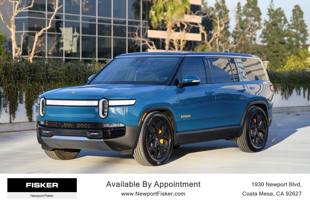 2023 Rivian R1S Adventure's photo