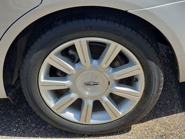 2012 Lincoln MKZ Base