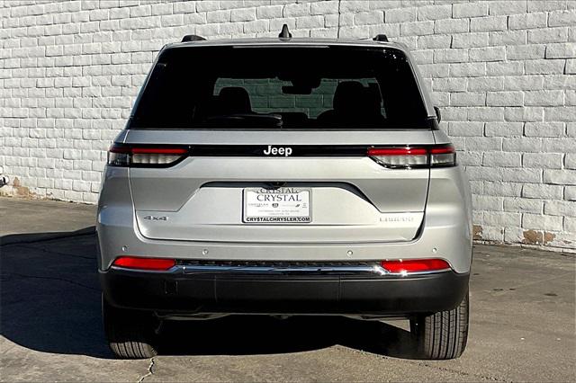 2025 Jeep Grand Cherokee GRAND CHEROKEE LAREDO X 4X4