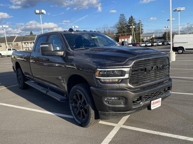 2024 RAM Ram 3500 RAM 3500 LARAMIE CREW CAB 4X4 8 BOX