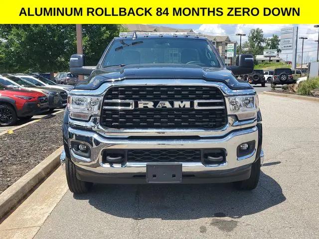 2024 RAM Ram 5500 Chassis Cab RAM 5500 SLT CHASSIS REGULAR CAB 4X4 120 CA 2024 RAM Ram 5500 Chassis Cab RAM 5500 SLT CHASSIS REGULAR CAB 4X4 120 CA