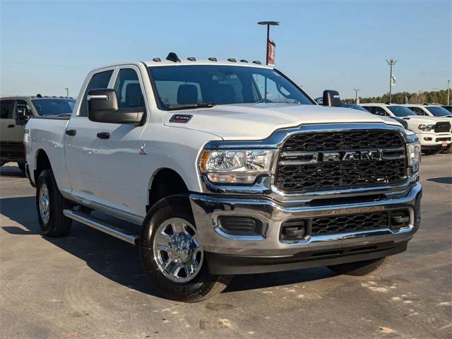 2024 RAM Ram 3500 RAM 3500 TRADESMAN CREW CAB 4X4 64 BOX