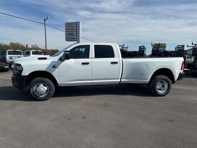 2024 RAM Ram 3500 RAM 3500 TRADESMAN CREW CAB 4X4 8 BOX