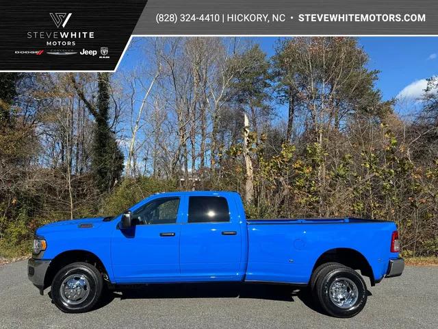2024 RAM Ram 3500 RAM 3500 TRADESMAN CREW CAB 4X4 8 BOX