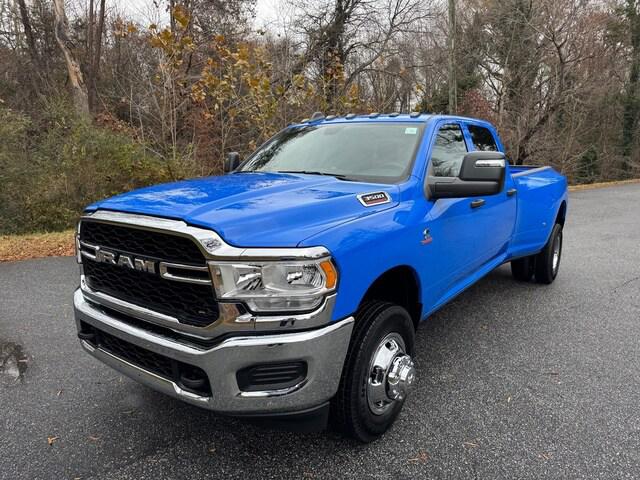 2024 RAM Ram 3500 RAM 3500 TRADESMAN CREW CAB 4X4 8 BOX