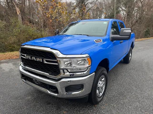 2024 RAM Ram 3500 RAM 3500 TRADESMAN CREW CAB 4X4 64 BOX