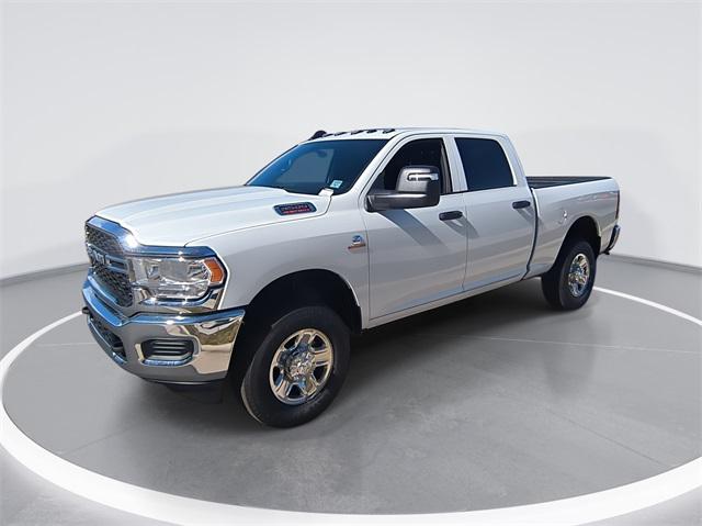 2024 RAM Ram 3500 RAM 3500 TRADESMAN CREW CAB 4X4 64 BOX