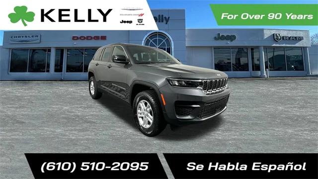 2025 Jeep Grand Cherokee GRAND CHEROKEE LAREDO 4X4