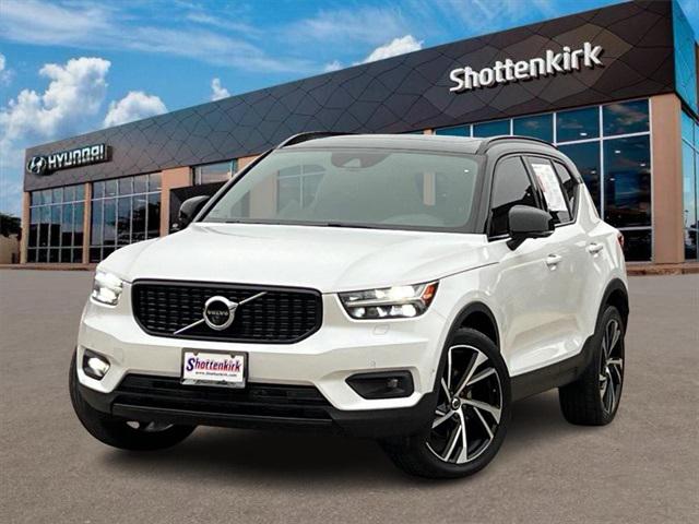 2021 Volvo XC40