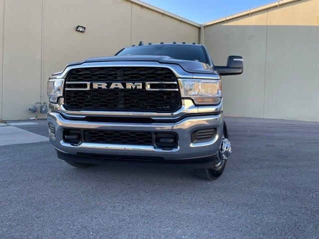 2024 RAM Ram 3500 RAM 3500 TRADESMAN CREW CAB 4X4 8 BOX