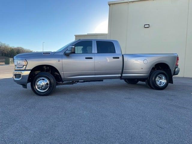 2024 RAM Ram 3500 RAM 3500 TRADESMAN CREW CAB 4X4 8 BOX