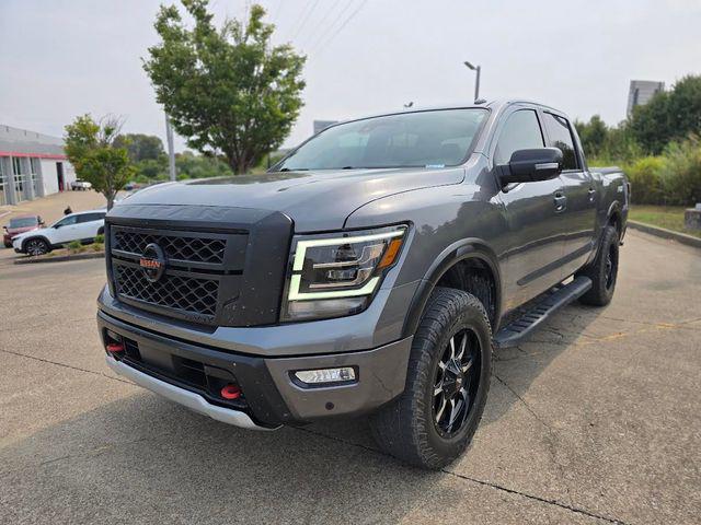 2021 Nissan TITAN Crew Cab PRO-4X 4x4