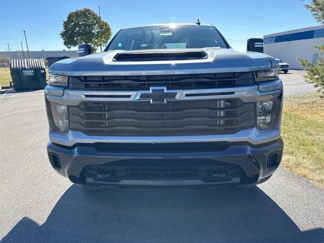 2024 Chevrolet Silverado 2500HD 4WD Crew Cab Standard Bed Custom