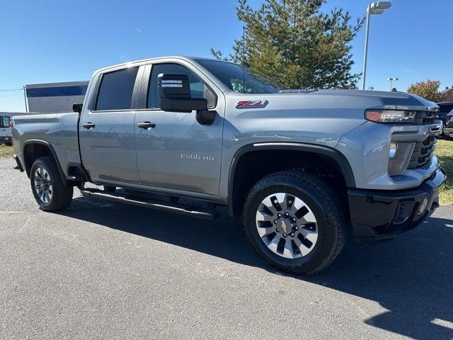 2024 Chevrolet Silverado 2500HD 4WD Crew Cab Standard Bed Custom