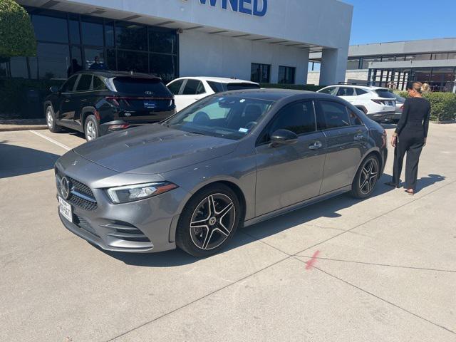 2019 Mercedes-Benz A 220