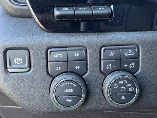 2025 Chevrolet Silverado 2500HD 4WD Crew Cab Standard Bed ZR2
