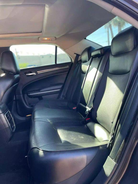 2019 Chrysler 300 Limited