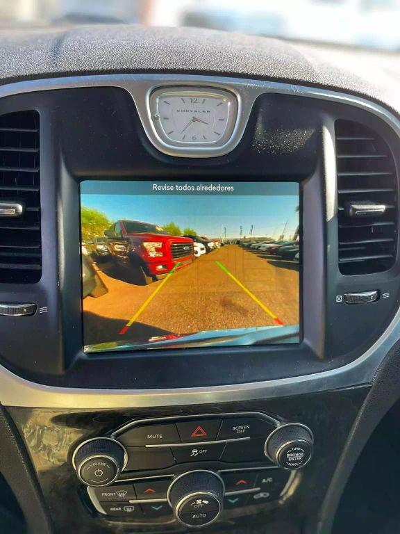 2019 Chrysler 300 Limited