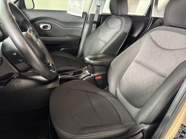 2015 Kia Soul Base