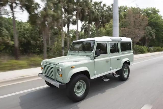 1999 Land Rover Defender TD5 HERITAGE-FRAME-OFF RESTORATION for sale in Jacksonville, FL