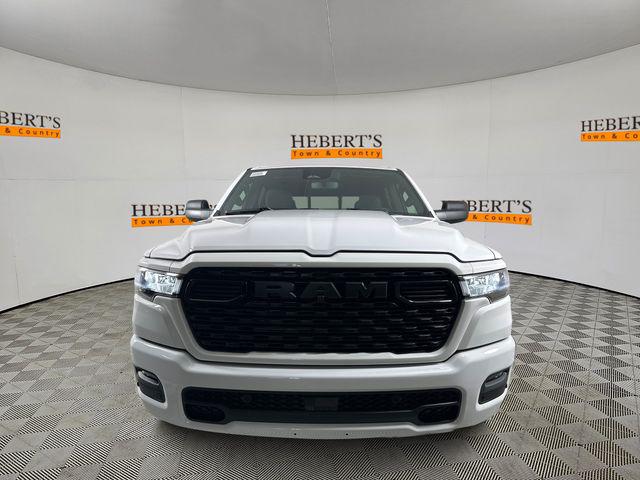 2025 RAM Ram 1500 RAM 1500 TRADESMAN CREW CAB 4X2 57 BOX