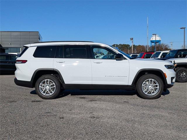 2025 Jeep Grand Cherokee GRAND CHEROKEE L LAREDO X 4X4