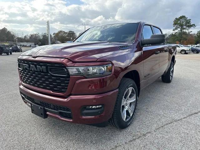 2025 RAM Ram 1500 RAM 1500 TRADESMAN CREW CAB 4X2 57 BOX