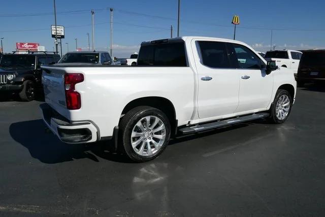 2021 Chevrolet Silverado 1500 4WD Crew Cab Short Bed High Country