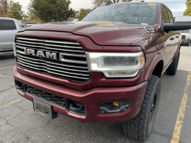 2020 RAM 3500 Laramie Crew Cab 4x4 64 Box