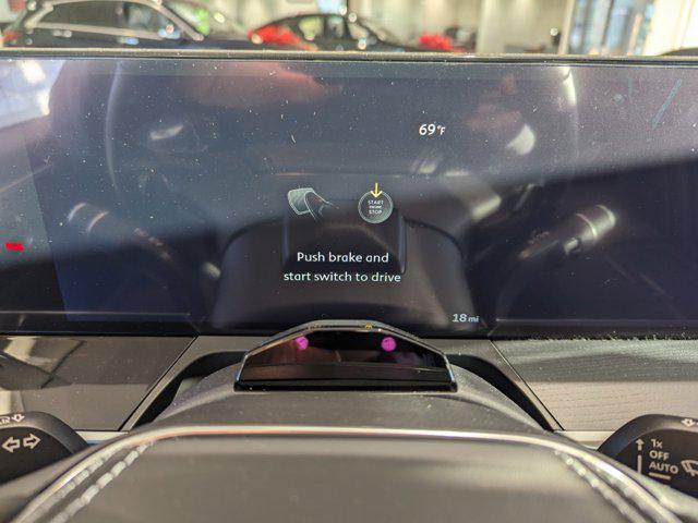 2025 INFINITI QX80 SENSORY AWD
