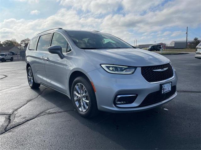 2022 Chrysler Pacifica Touring L AWD