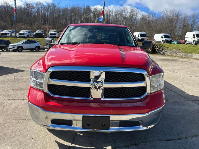 2022 RAM 1500 Classic SLT Crew Cab 4x4 57 Box