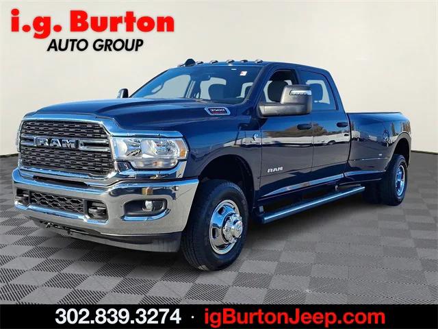 2023 RAM 3500 Big Horn Crew Cab 4x4 8 Box