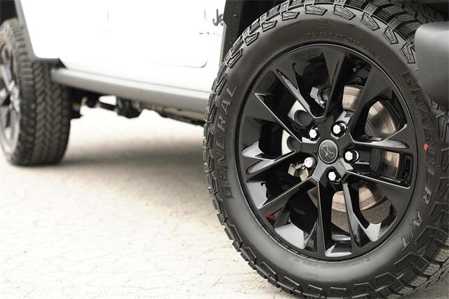 2025 Jeep Gladiator GLADIATOR NIGHTHAWK 4X4