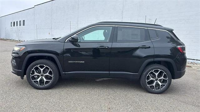 2025 Jeep Compass COMPASS LIMITED 4X4