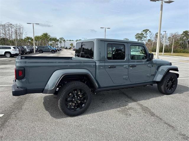 2025 Jeep Gladiator GLADIATOR NIGHTHAWK 4X4