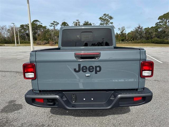 2025 Jeep Gladiator GLADIATOR NIGHTHAWK 4X4