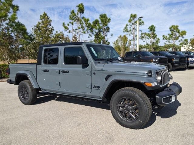 2025 Jeep Gladiator GLADIATOR SPORT S 4X4
