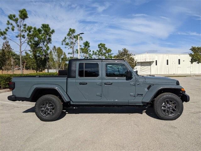 2025 Jeep Gladiator GLADIATOR SPORT S 4X4