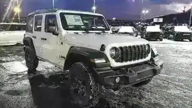 2025 Jeep Wrangler WRANGLER 4-DOOR SPORT