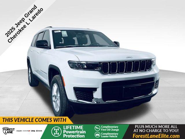 2025 Jeep Grand Cherokee GRAND CHEROKEE L LAREDO 4X2