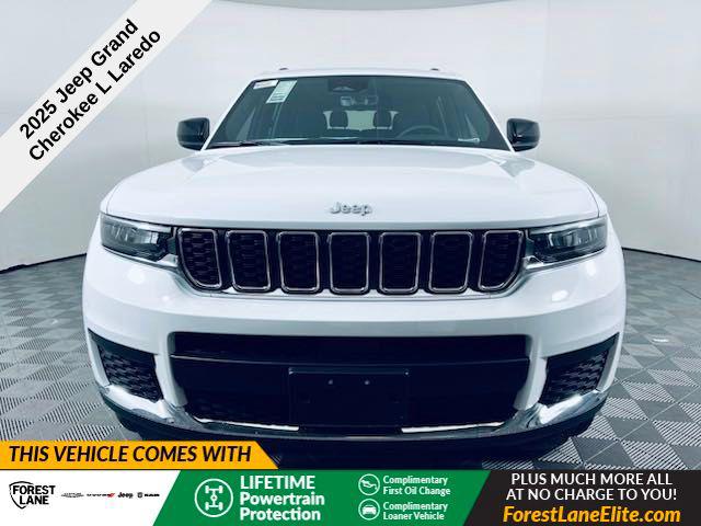 2025 Jeep Grand Cherokee GRAND CHEROKEE L LAREDO 4X2