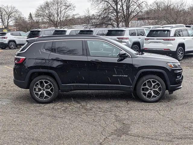 2025 Jeep Compass COMPASS LIMITED 4X4