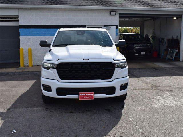 2025 RAM Ram 1500 RAM 1500 TRADESMAN CREW CAB 4X4 57 BOX