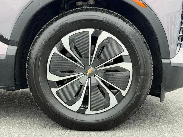2024 Chevrolet V Blazer eAWD 2LT