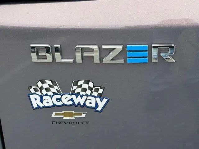 2024 Chevrolet V Blazer eAWD 2LT