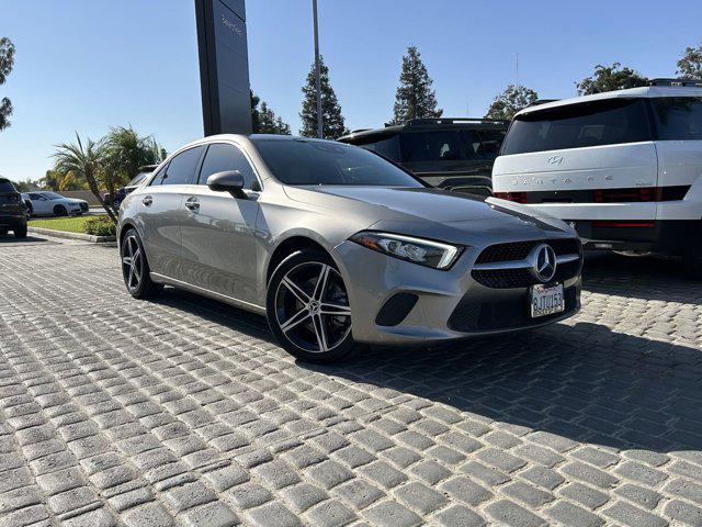 2019 Mercedes-Benz A 220