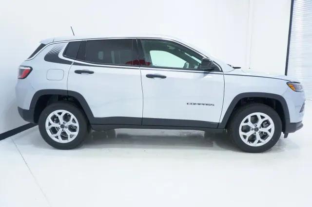 2025 Jeep Compass COMPASS SPORT 4X4