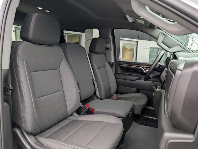 2024 Chevrolet Silverado 1500 4WD Crew Cab Short Bed LT with 2FL