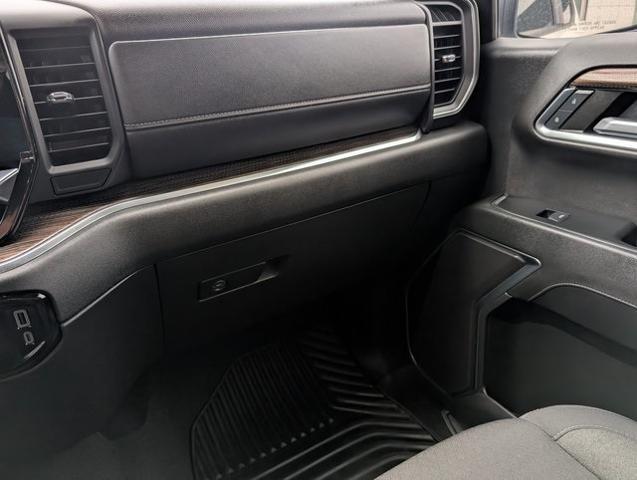 2024 Chevrolet Silverado 1500 4WD Crew Cab Short Bed LT with 2FL